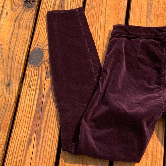 Gap 1969 Women’s Side Zip Burgundy Velvet Leggings Size 27 R No Pockets - Picture 11 of 11